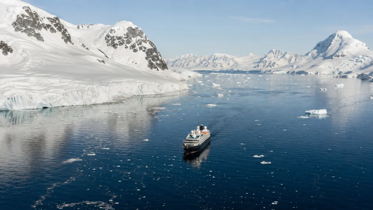 Los cruceros más exclusivos de la Antártida: Scenic Eclipse y Le Commandant Charcot